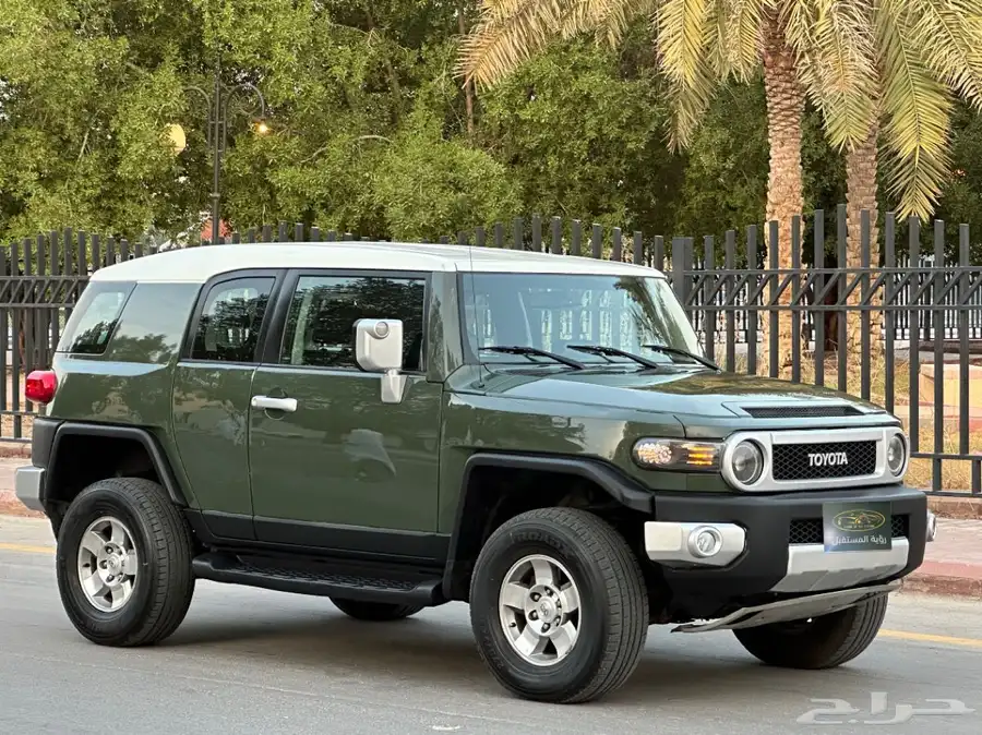 تويوتا اف جي موديل 2010 سعودي تماتيك 1