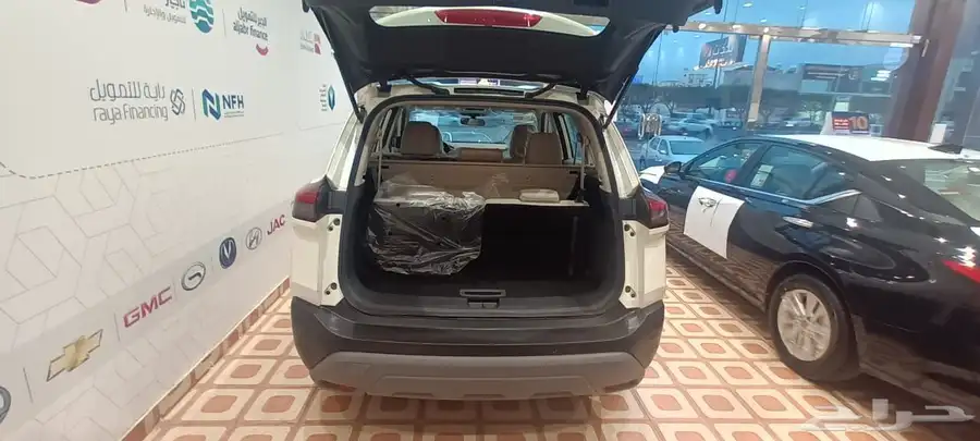 نيسان اكستريل 7 مقاعد بدون دبل 8