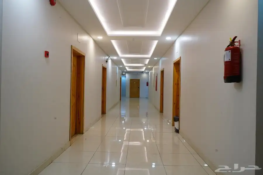 شقق مخدومة 19
