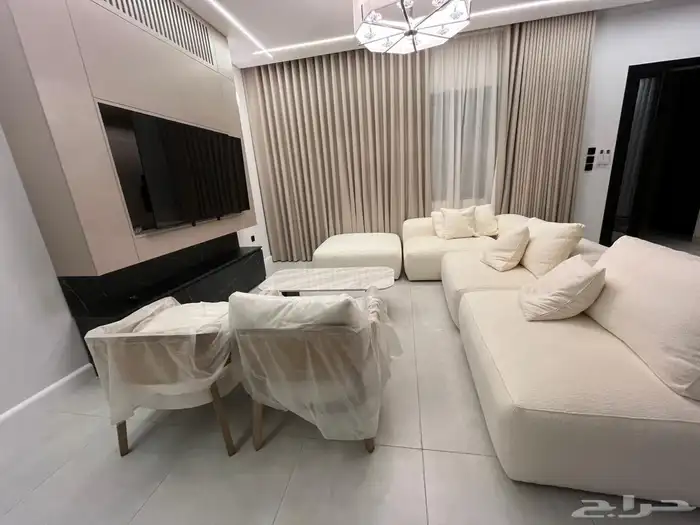 كنب و ديكور تلفزيون مع ادراج 1