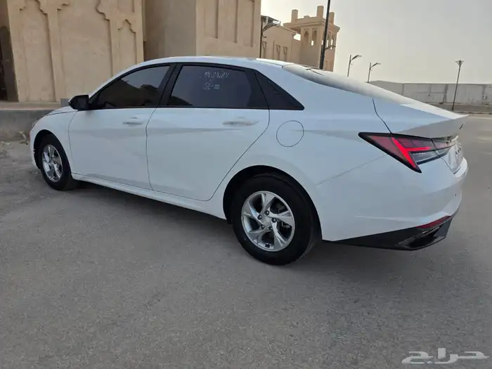 تم البيع هيونداي انترا 2021 15