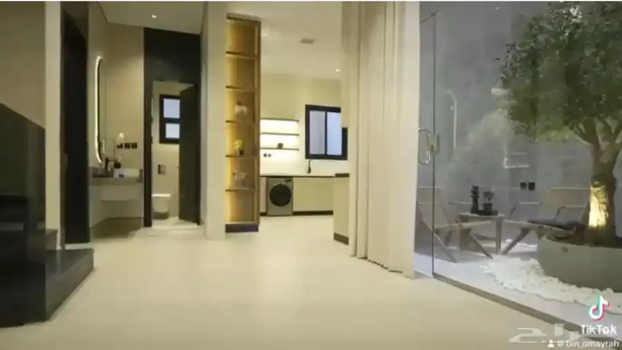 للبيع حي المونسيه درج داخلي مؤثث كامل 2