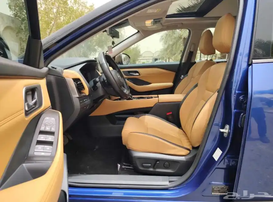 2023 Nissan Xtrail SL Full option 6