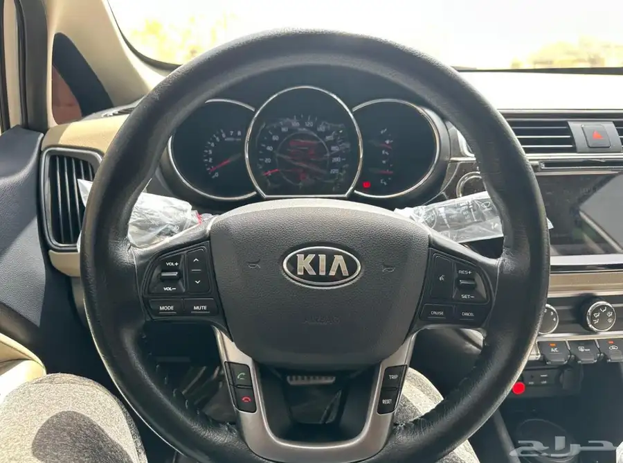 للبيع كيا ريو Kia Rio 2016 10