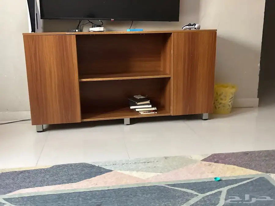 طاولة شاشه اومدخل مع مكتب 0