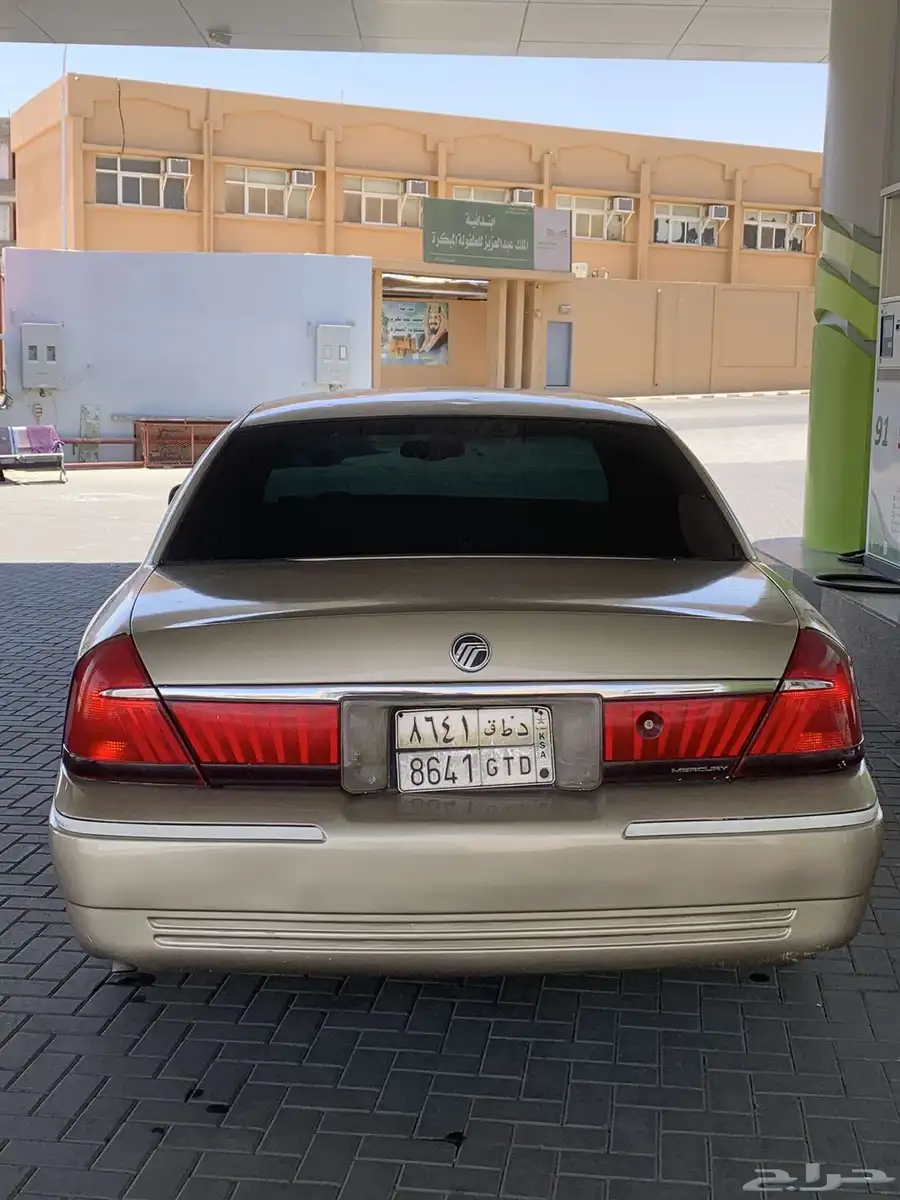 فورد ماكريز موديل 2001 جاهز للنقل ارغب بالبدل سيارة او بيعع 1