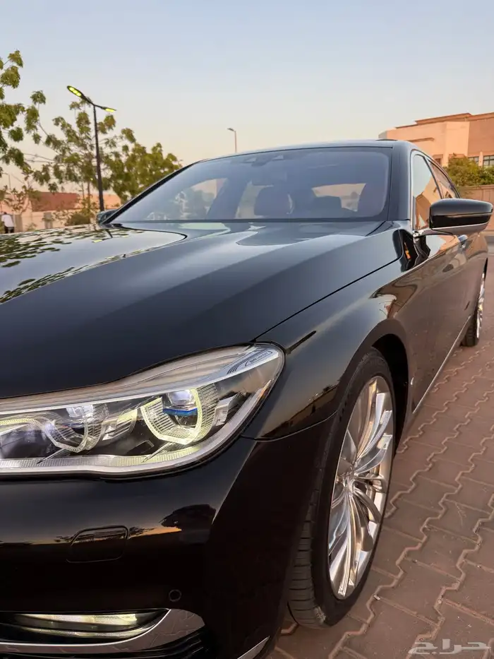 تم البيع تم البيع2016 BMW 750 X-drive Individual طلبيه ناغي 2