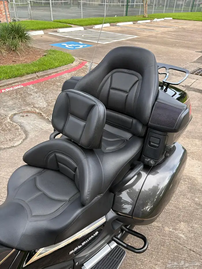 2016 Honda Goldwing تم البيع و الله يبارك للمشتري 16