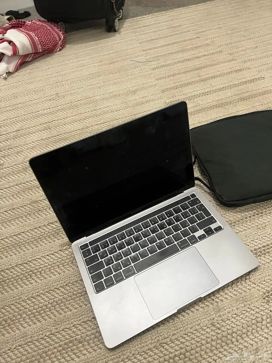 لابتوب ماك برو   MacBook Pro 0