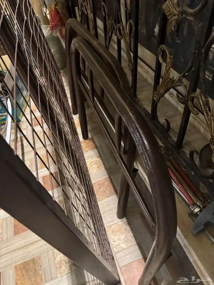 2 سرير حديد 6