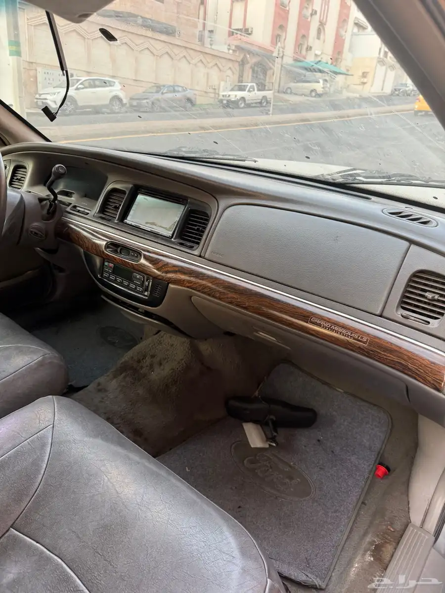 فورد جراند ماركيز 1999 10