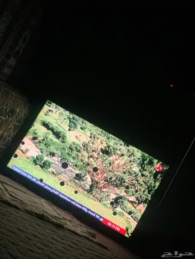 شاشه تلفزيون تقريبا40 بوصه 0