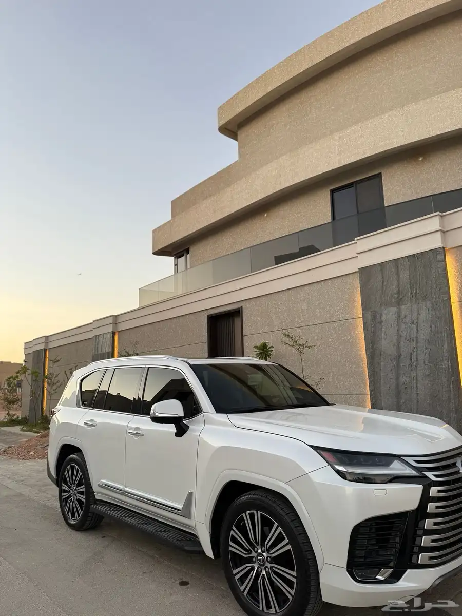 لكزس LX600 2022 BB 6