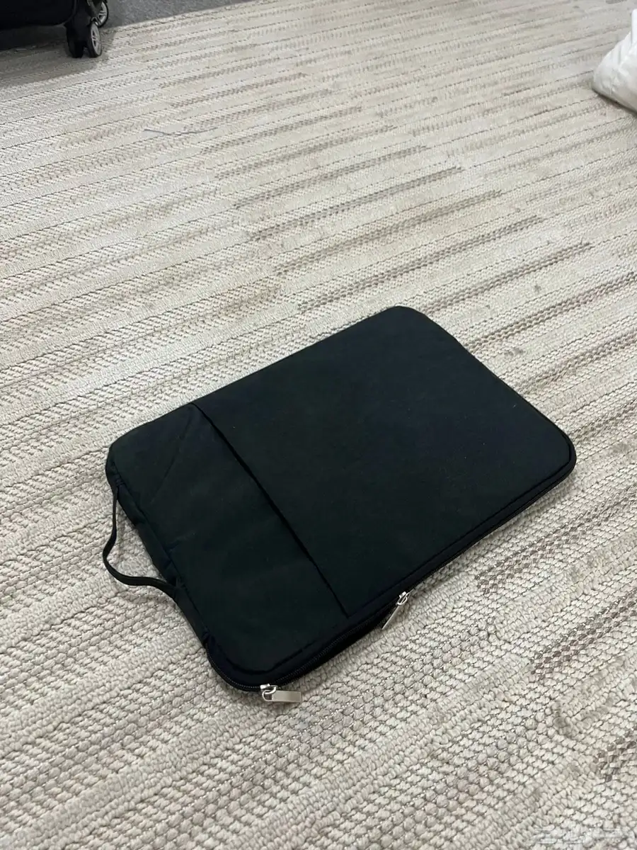 لابتوب ماك برو   MacBook Pro 1