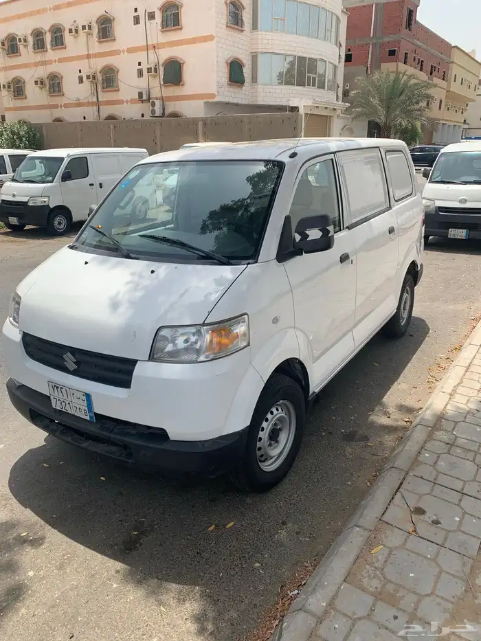للإيجار سوزوكي فان 1