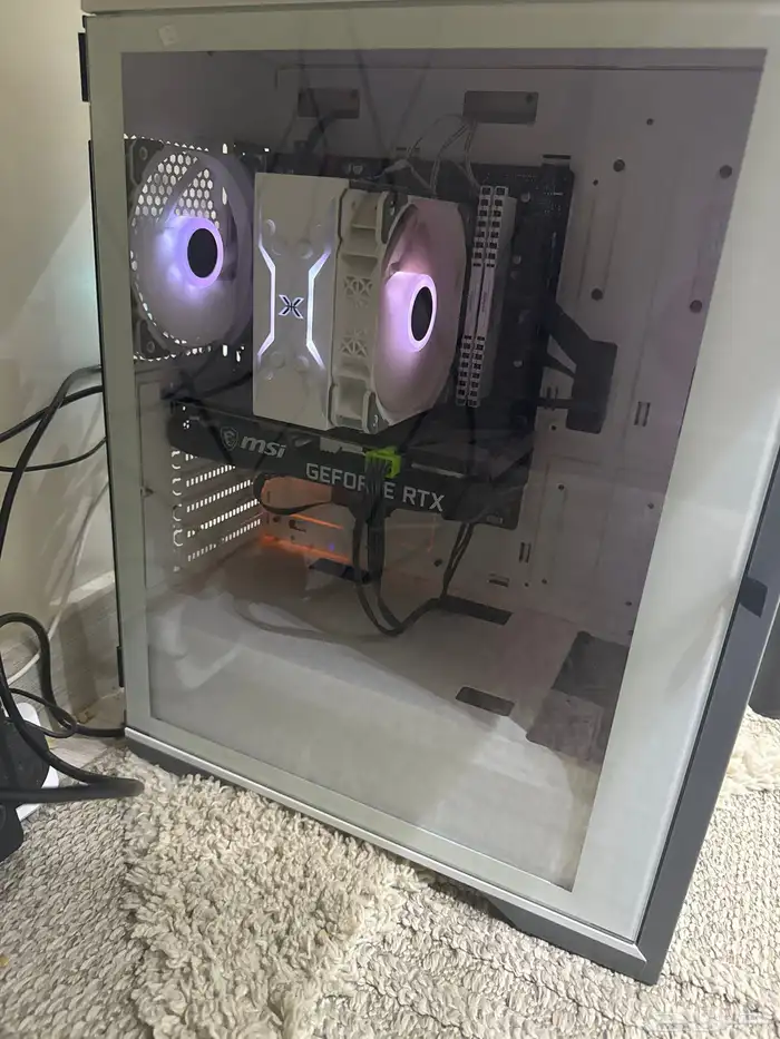 بي سي قيمنق ابيض مواصفات البي سي  كرت3060 RTX معالج i512400 0