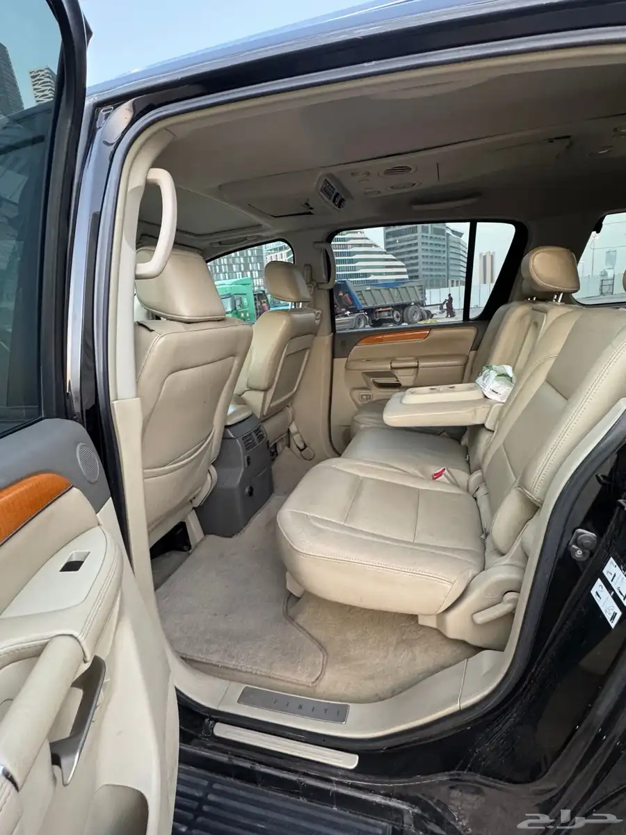 للبيع انفينتي QX56 موديل 2009 11