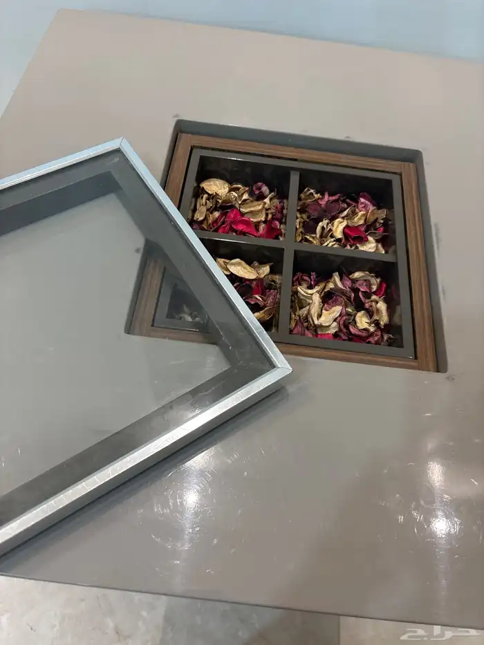 طاولتين اللون رمادي وأسود الحجم متوسط 2