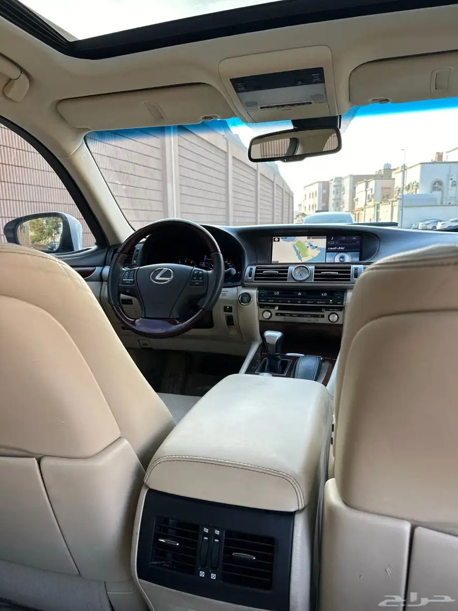 لكزس LS460 شورت فل 2015 11