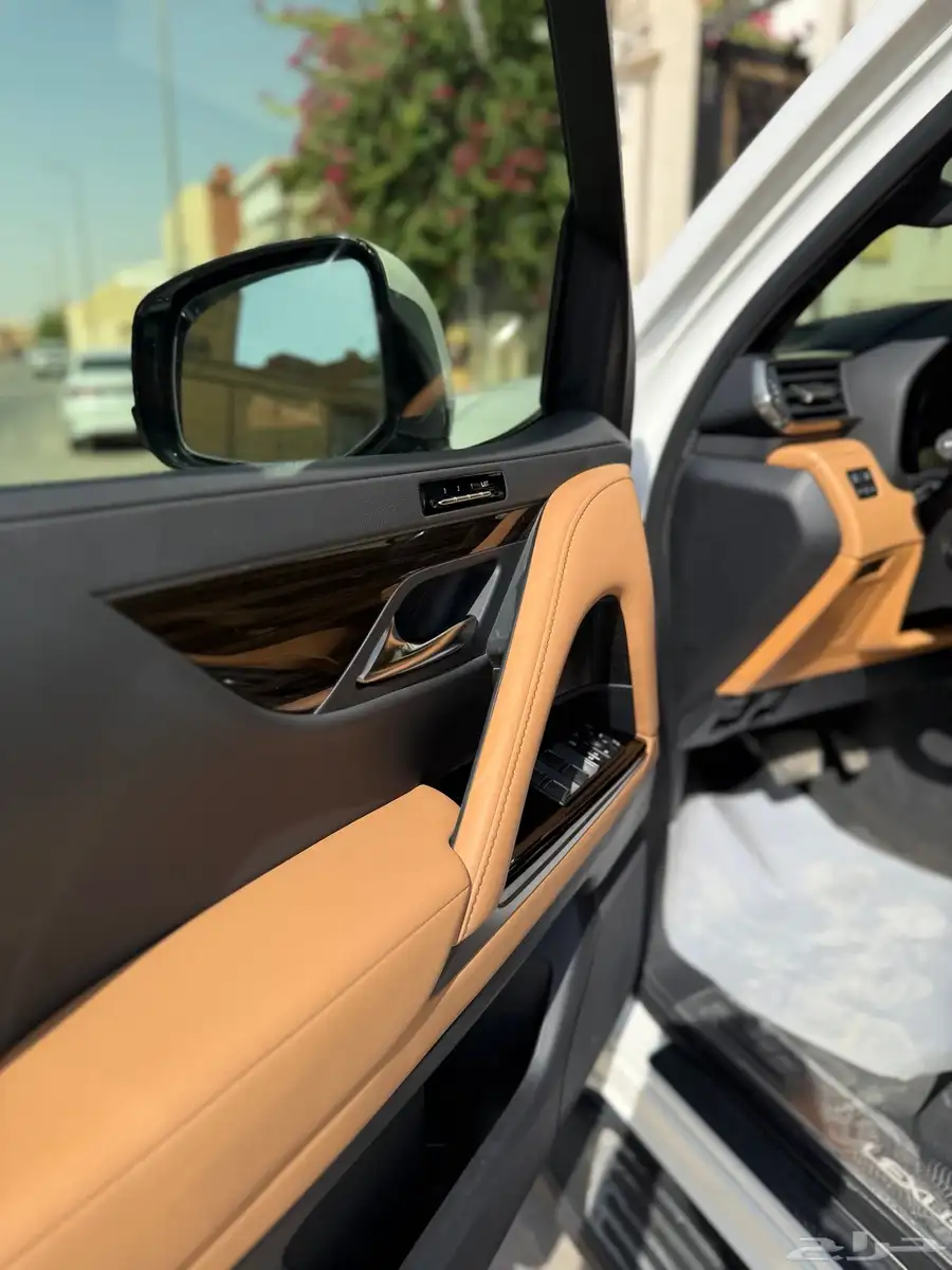 لكزس LX600 2022 BB 13