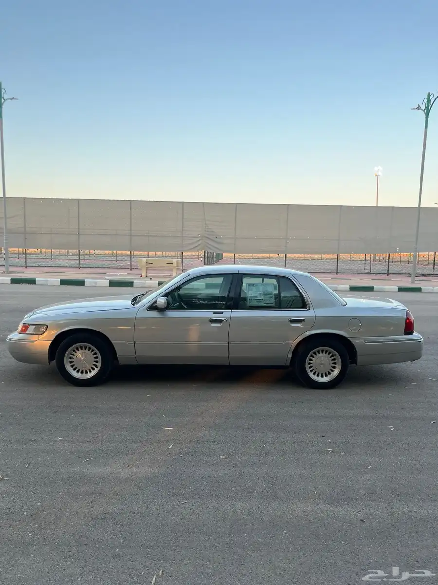 فورد ماركيز 99 فل كامل نظيف جدا 3
