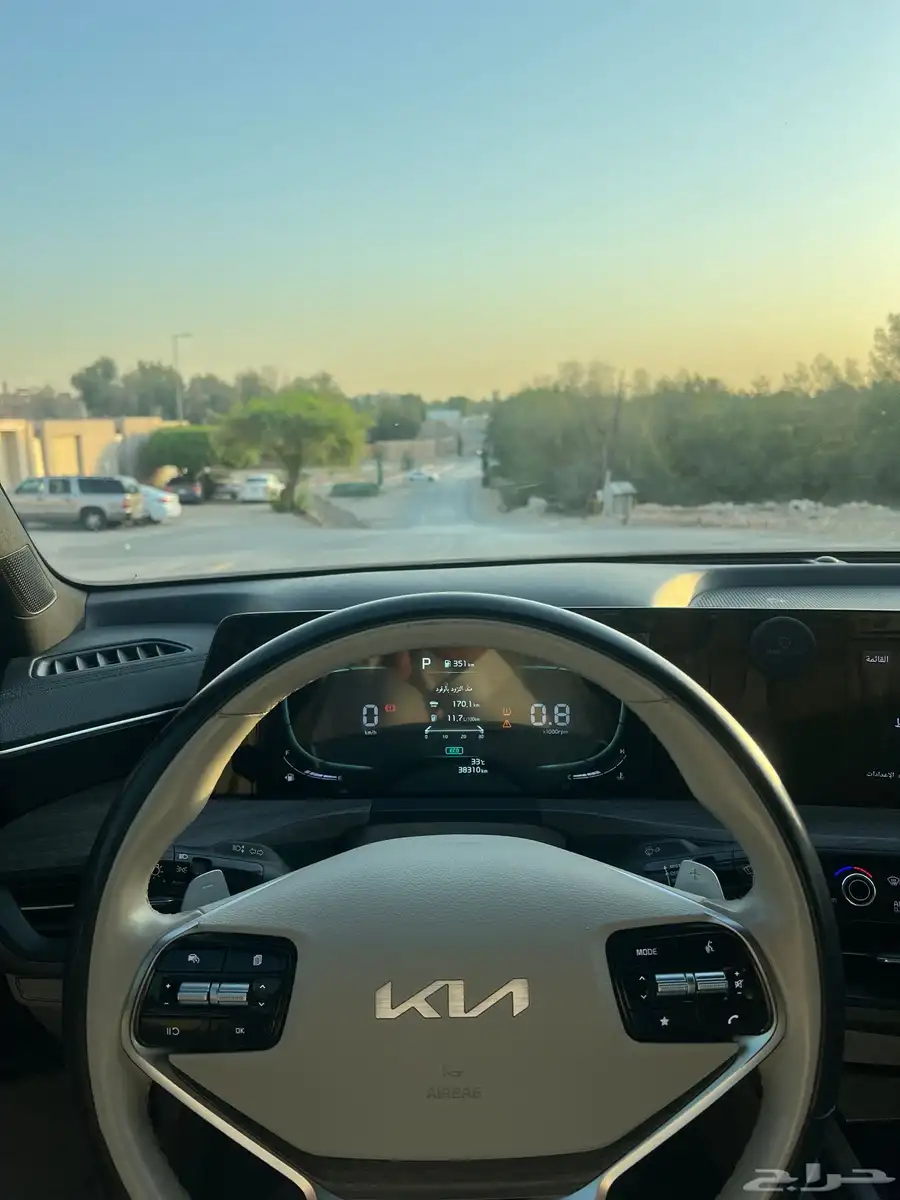 كيا 8 9