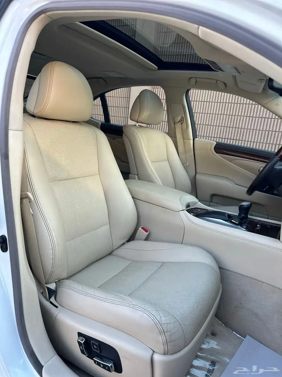 لكزس LS460 شورت فل 2015 12