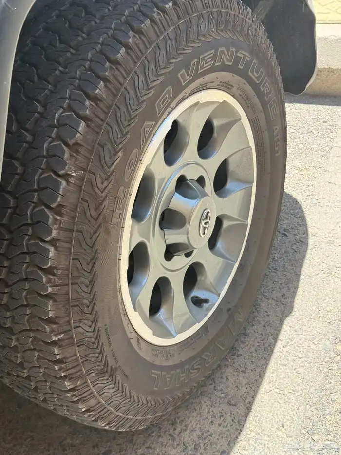 جنوط اف جي مع كفرات مارشال ربع حجري للبيع 1