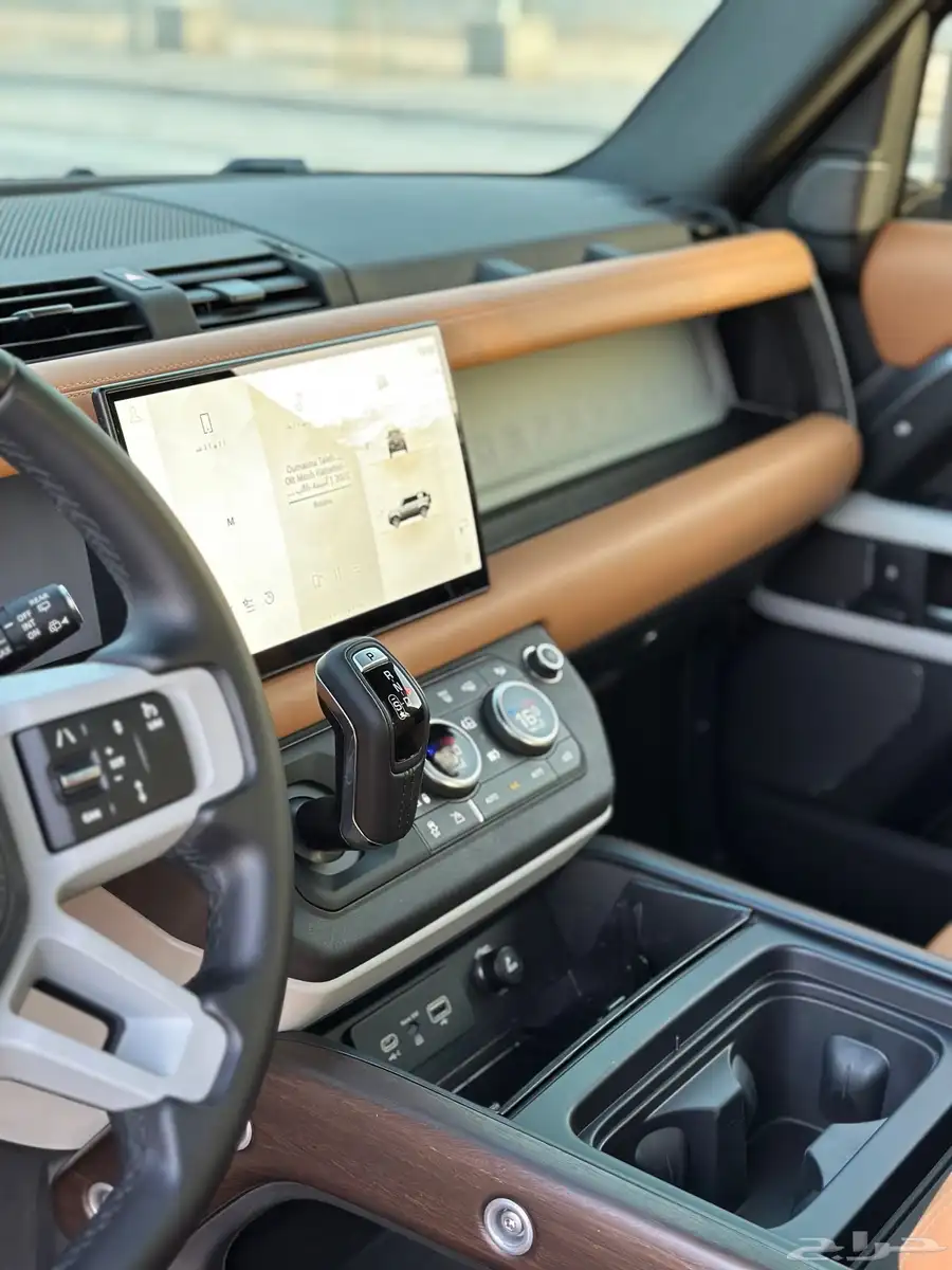 ديفندر HSE اتش اس اي V6 13
