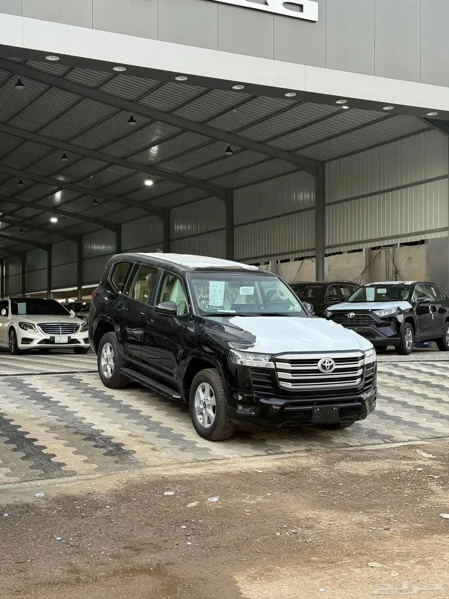 تايوتا لاندكروزر 2025 GXR L1 رقم واحد 2