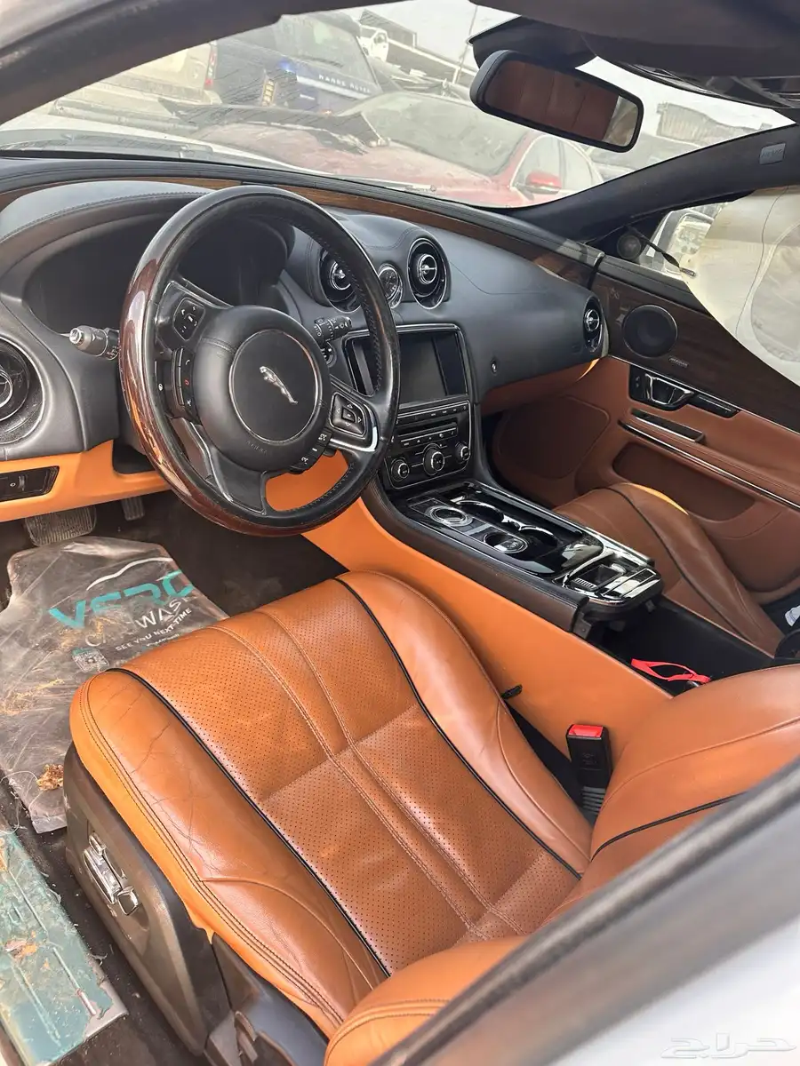 قطع جاكوار xj 3