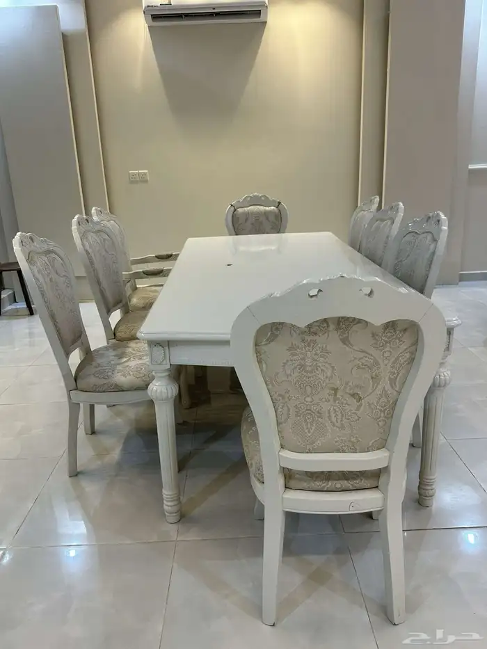 طاولات طعام للبيع 0