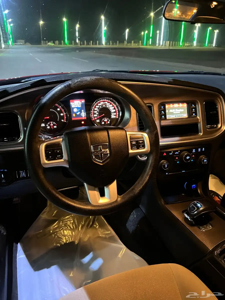 دوج SXT 2013 7