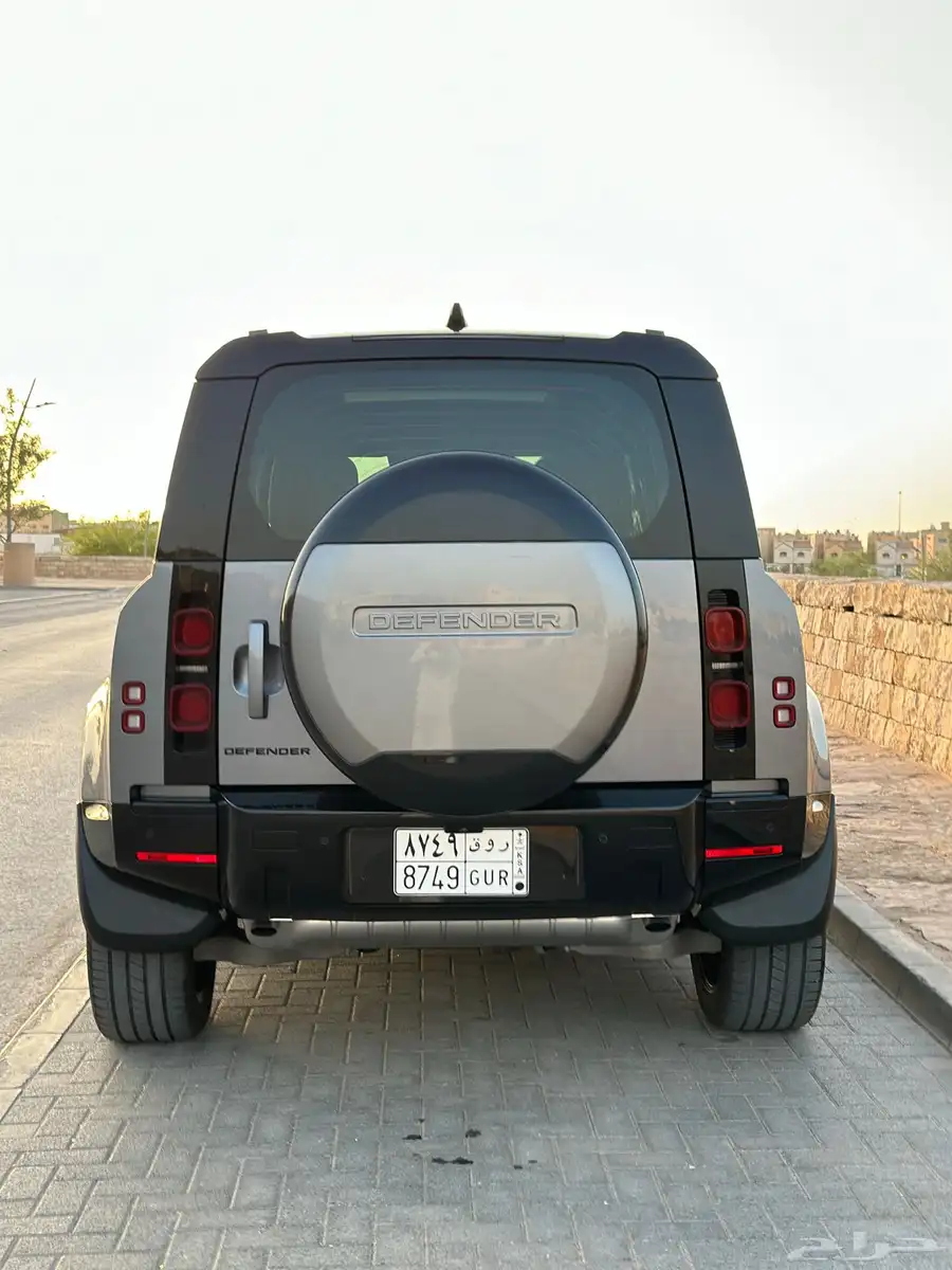 ديفندر HSE اتش اس اي V6 8