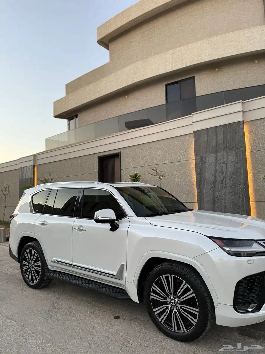 لكزس LX600 2022 BB 0