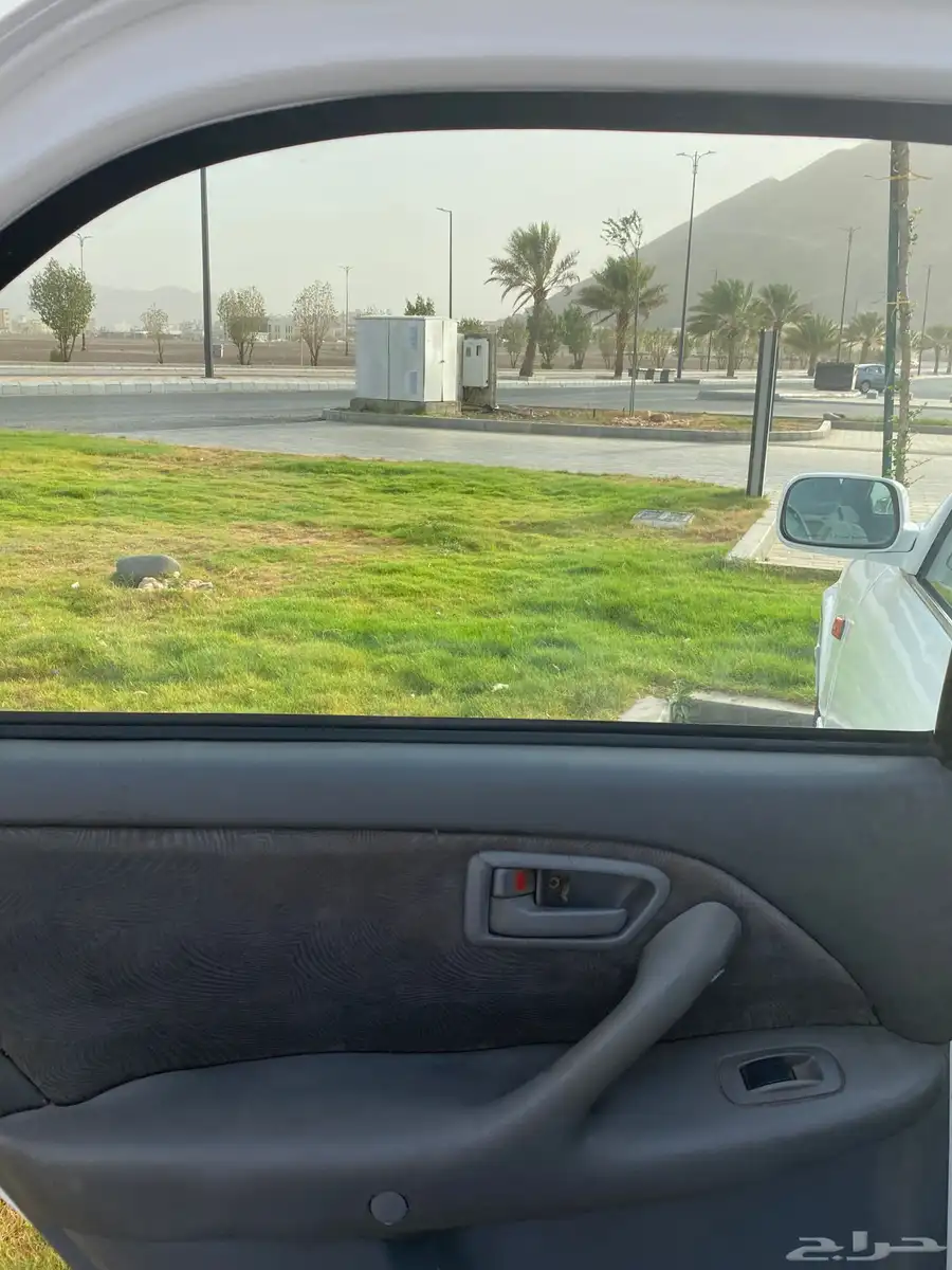 كامري للبيع 38