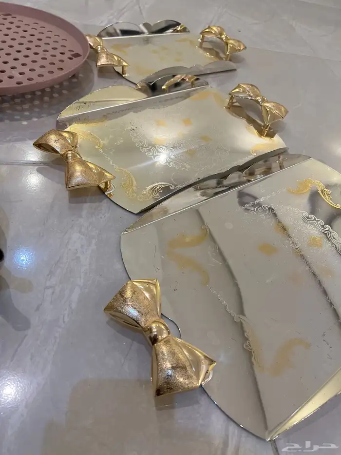 صواني للبيع 1