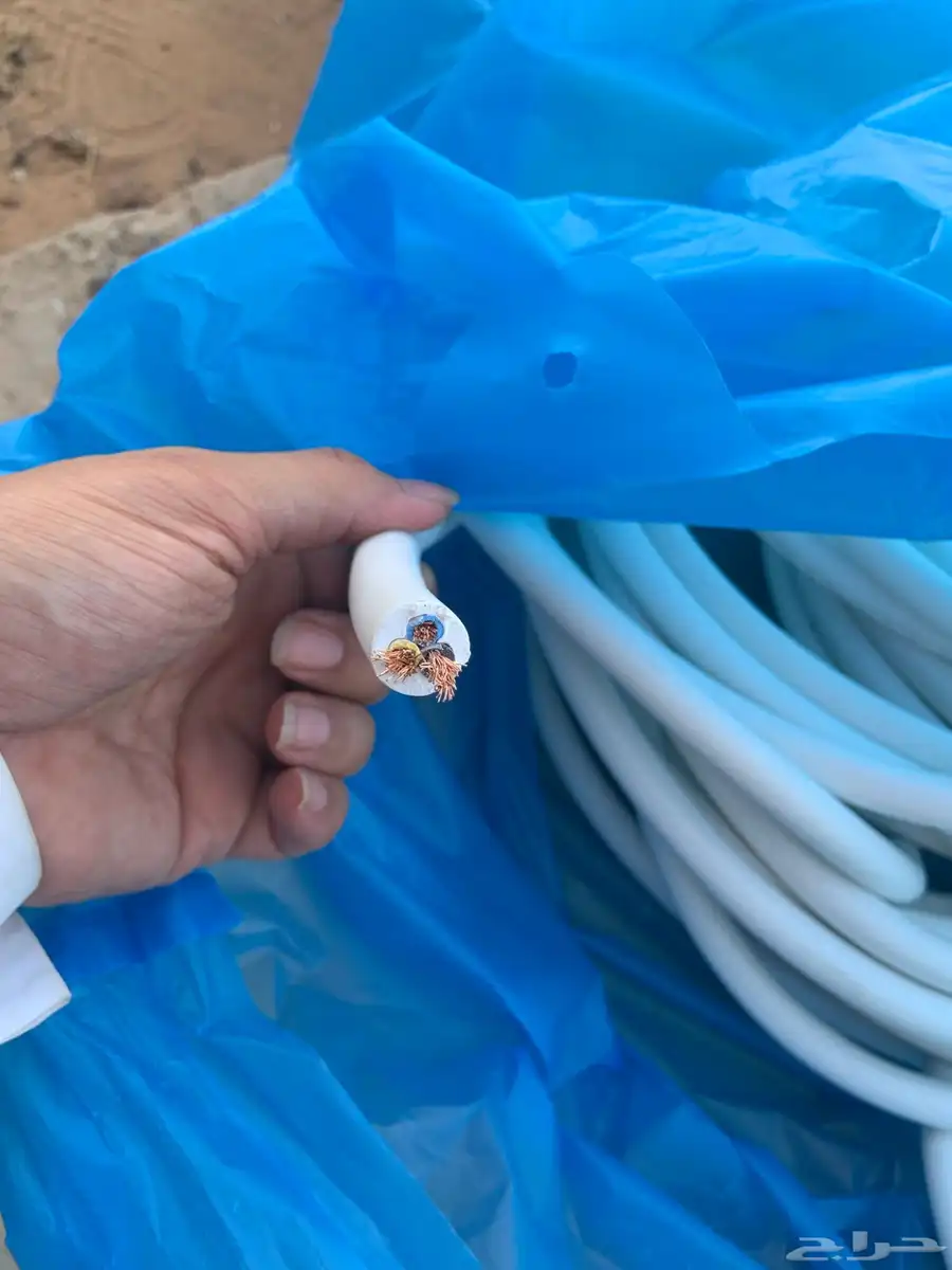 سلك 10 ملي 3 خطوط جديد لم يستخدم 30 متر. 0
