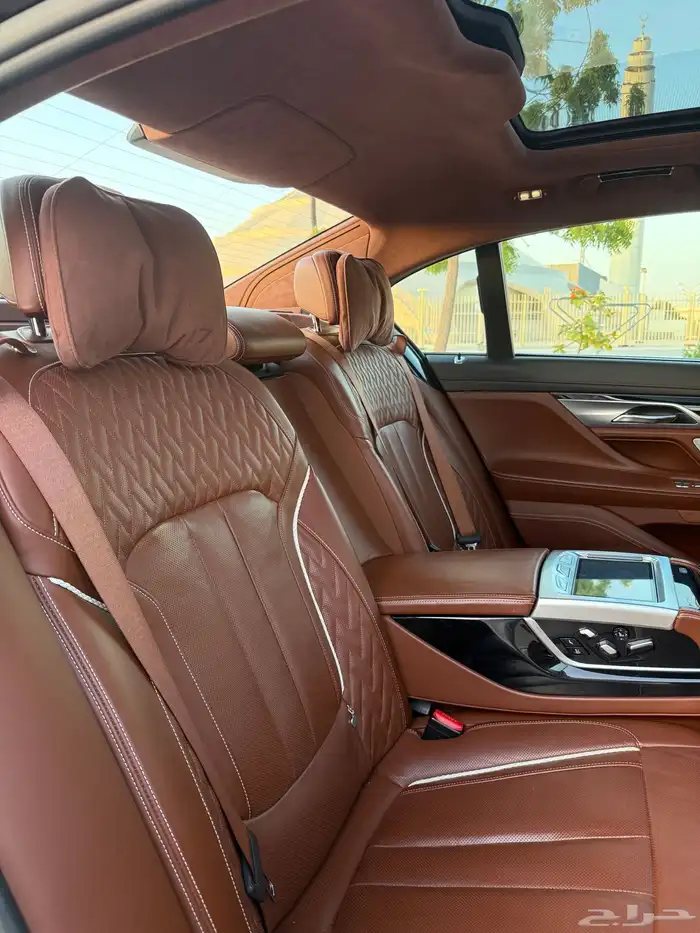تم البيع تم البيع2016 BMW 750 X-drive Individual طلبيه ناغي 23