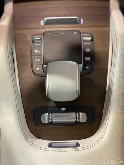 مرسيدس GLE450 2021 بحالة نظيفة جدا 23