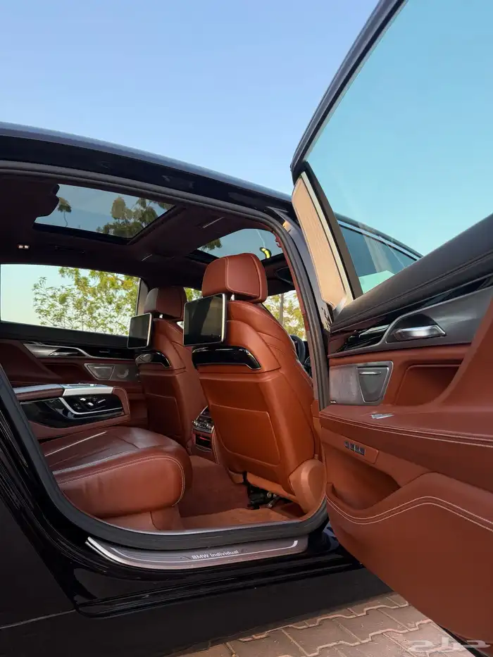 تم البيع تم البيع2016 BMW 750 X-drive Individual طلبيه ناغي 26