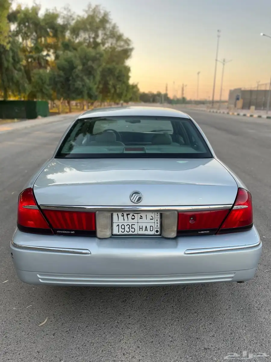فورد ماركيز 99 فل كامل نظيف جدا 10