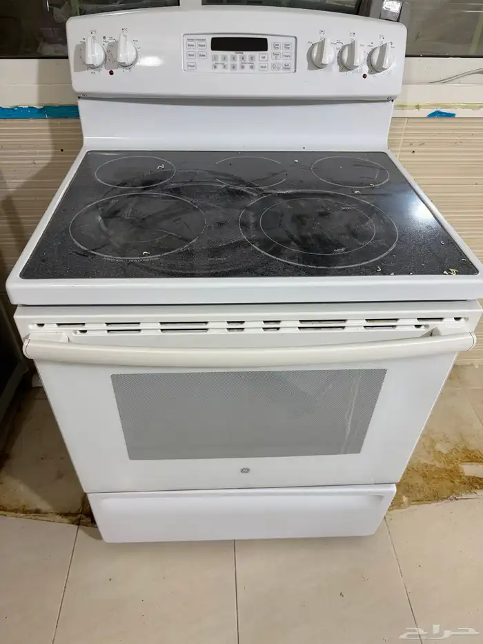 بوتاجاز وفرن كهرباء استخدام نظيف شبه جديد 0