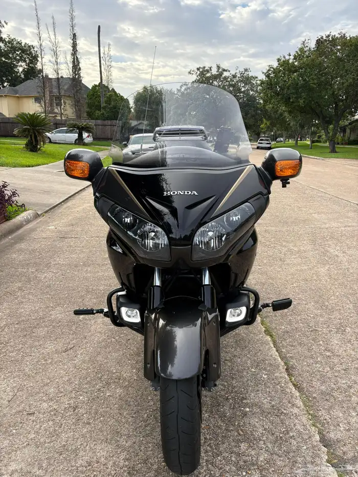 2016 Honda Goldwing تم البيع و الله يبارك للمشتري 6