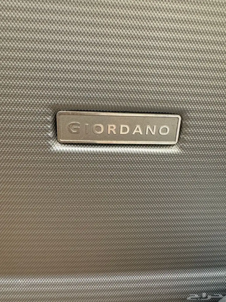 طقم شنط مستعملة GIORDANO 1