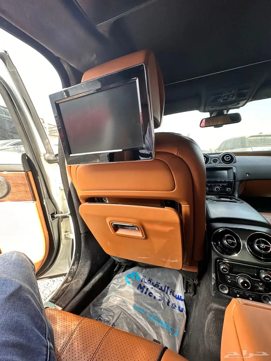 قطع جاكوار xj 6