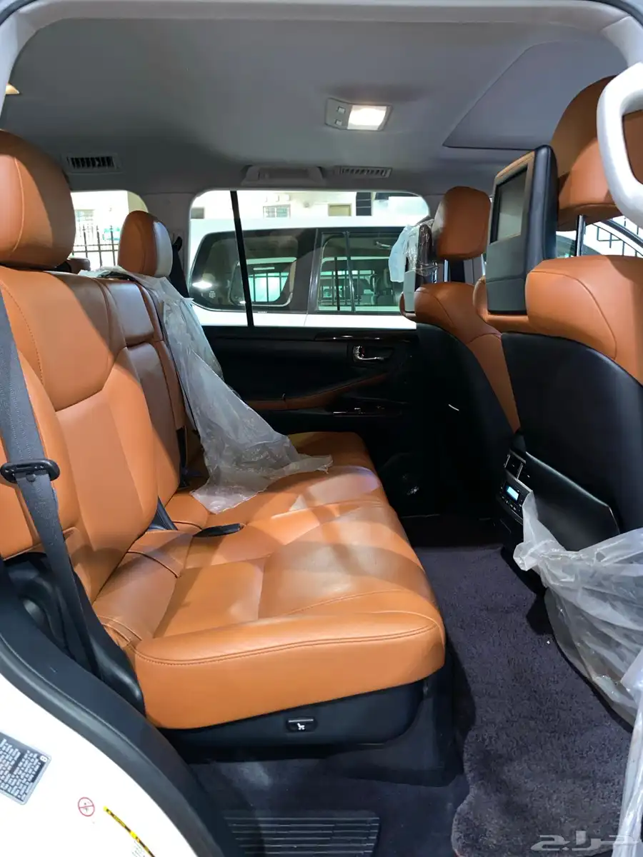 للبيع لكزس LX570DD فل كامل 2014 عبداللطيف عداد قليل 89 الف 14
