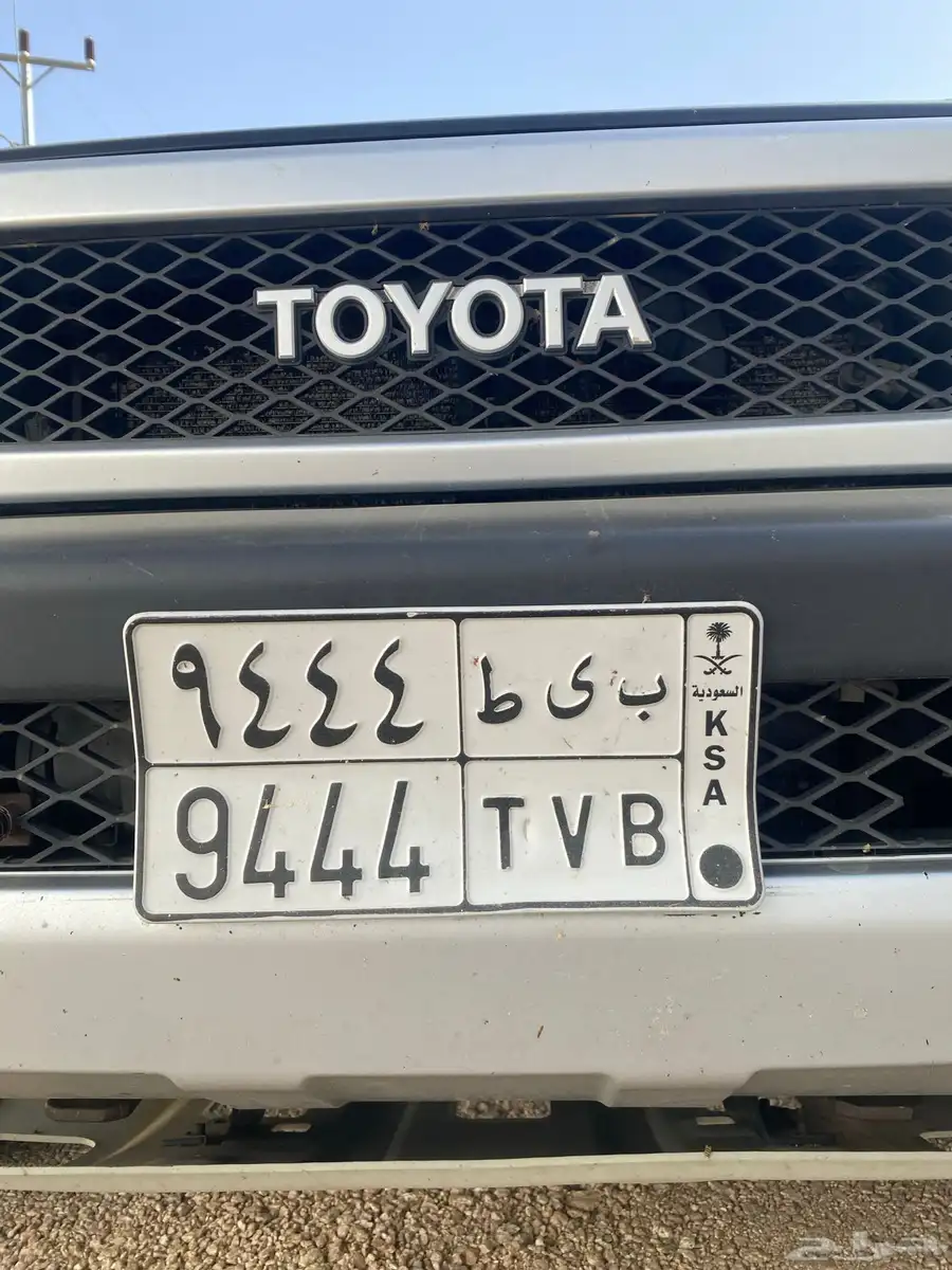 لوحة اف جي 4