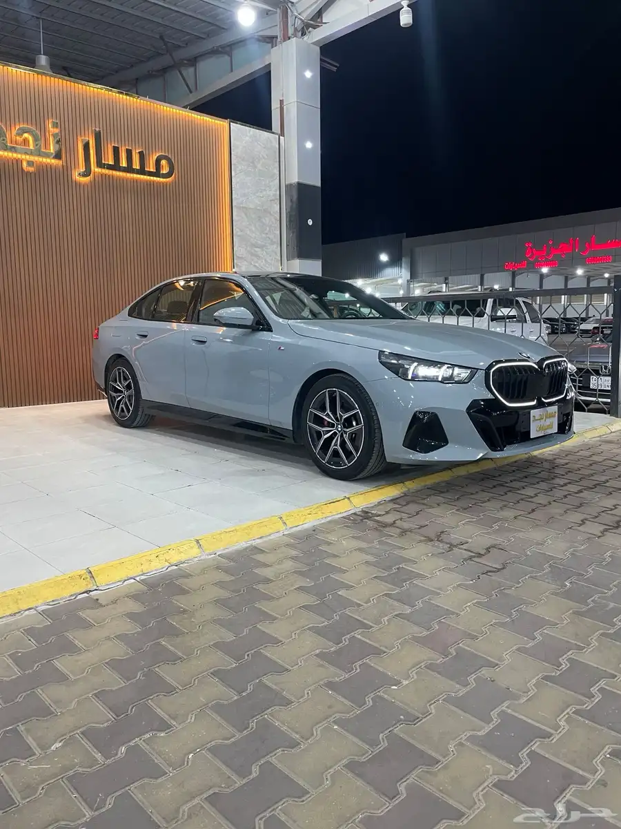 بي إم دبليو 520i Kit M موديل 2024 2