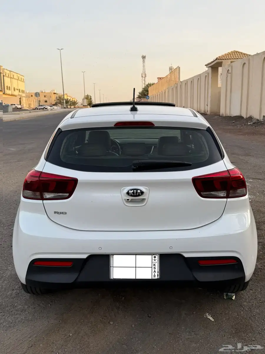 كيا ريو هاتشباك 2019 فل كامل 5